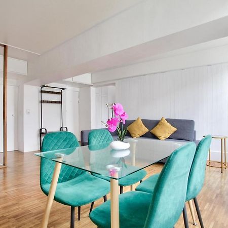 3 Bedrooms Le Marais Beauregard Paris Exterior photo